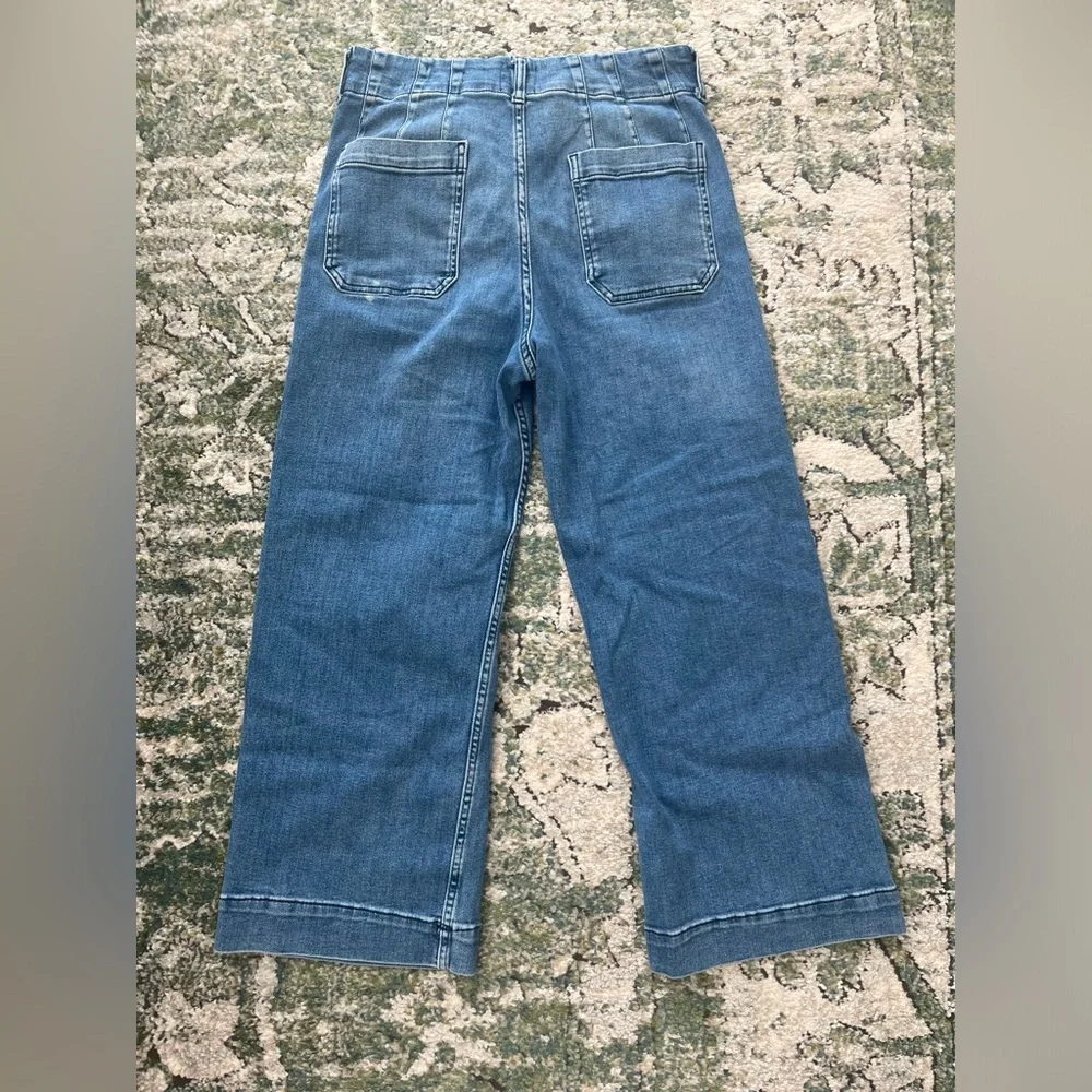 Maeve Wide Leg Flare Jeans in Medium Blue - Picture 3 of 3